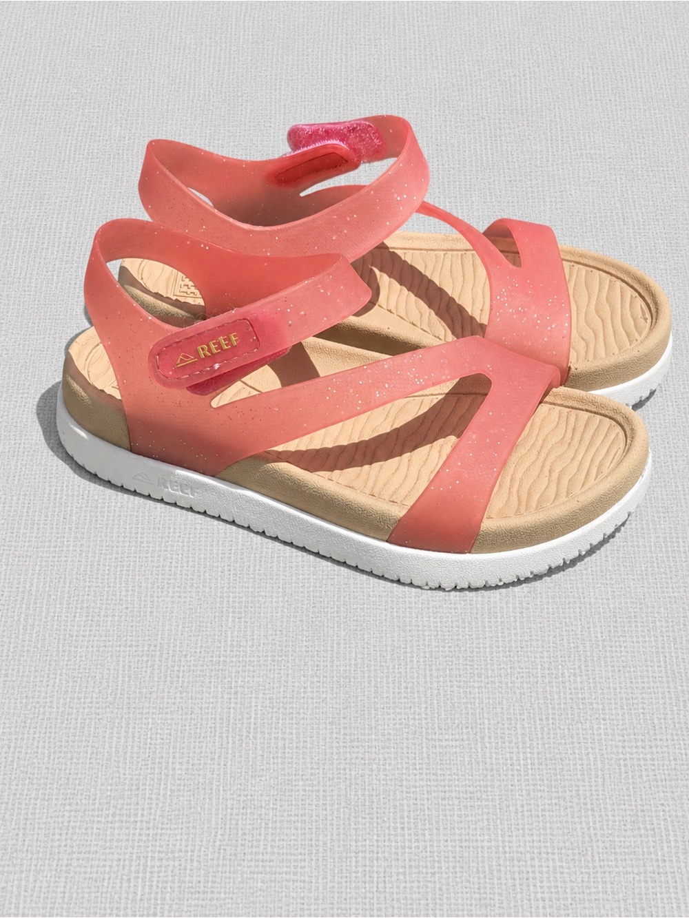 REEF Kids Water Sandals – Coral Pink with White Speckles – Size 8 - Picture 2 of 6